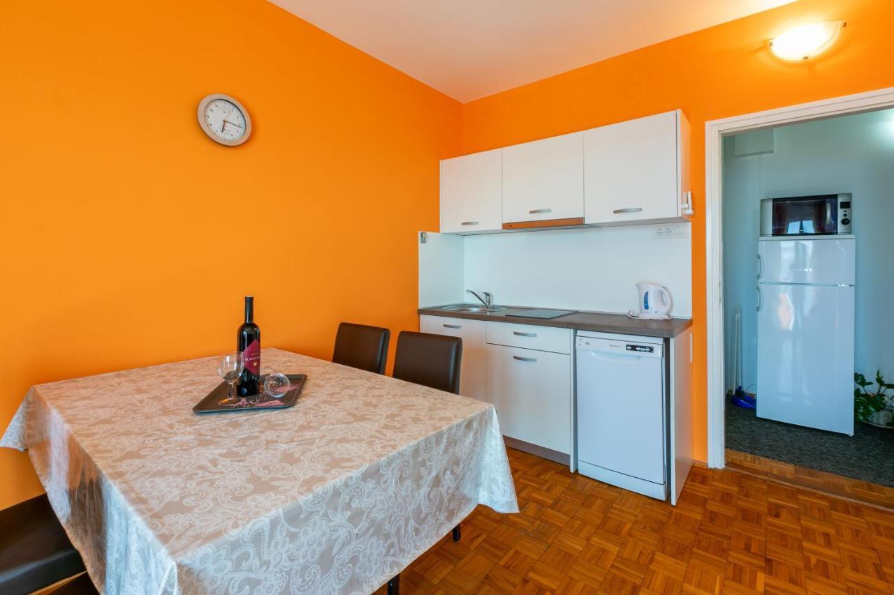 Apartment Mira Crikvenica Exterior foto