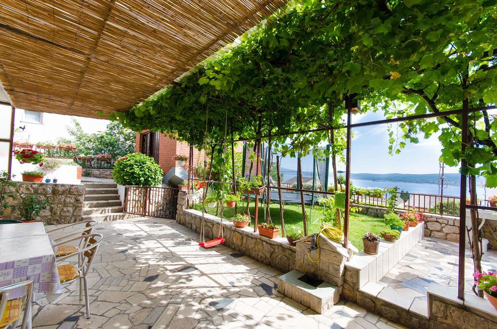 Apartment Mira Crikvenica Exterior foto